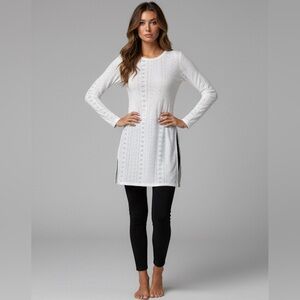 White Eyelet Embroidery Split Hem Tee